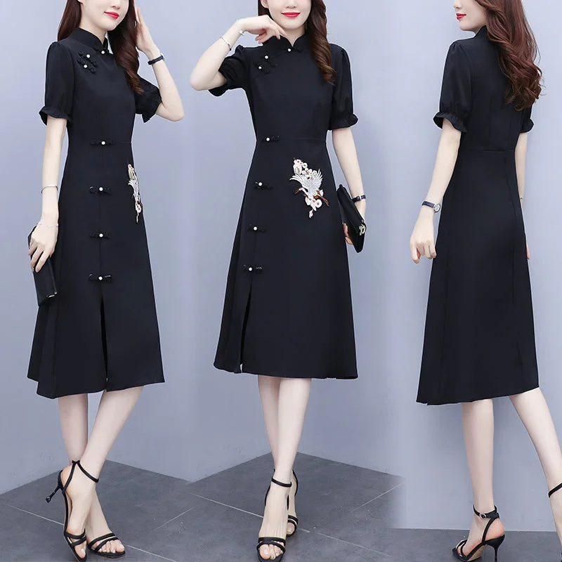 Plus size embroidered black cheongsam dress